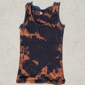 Anvil tye dye tank size small